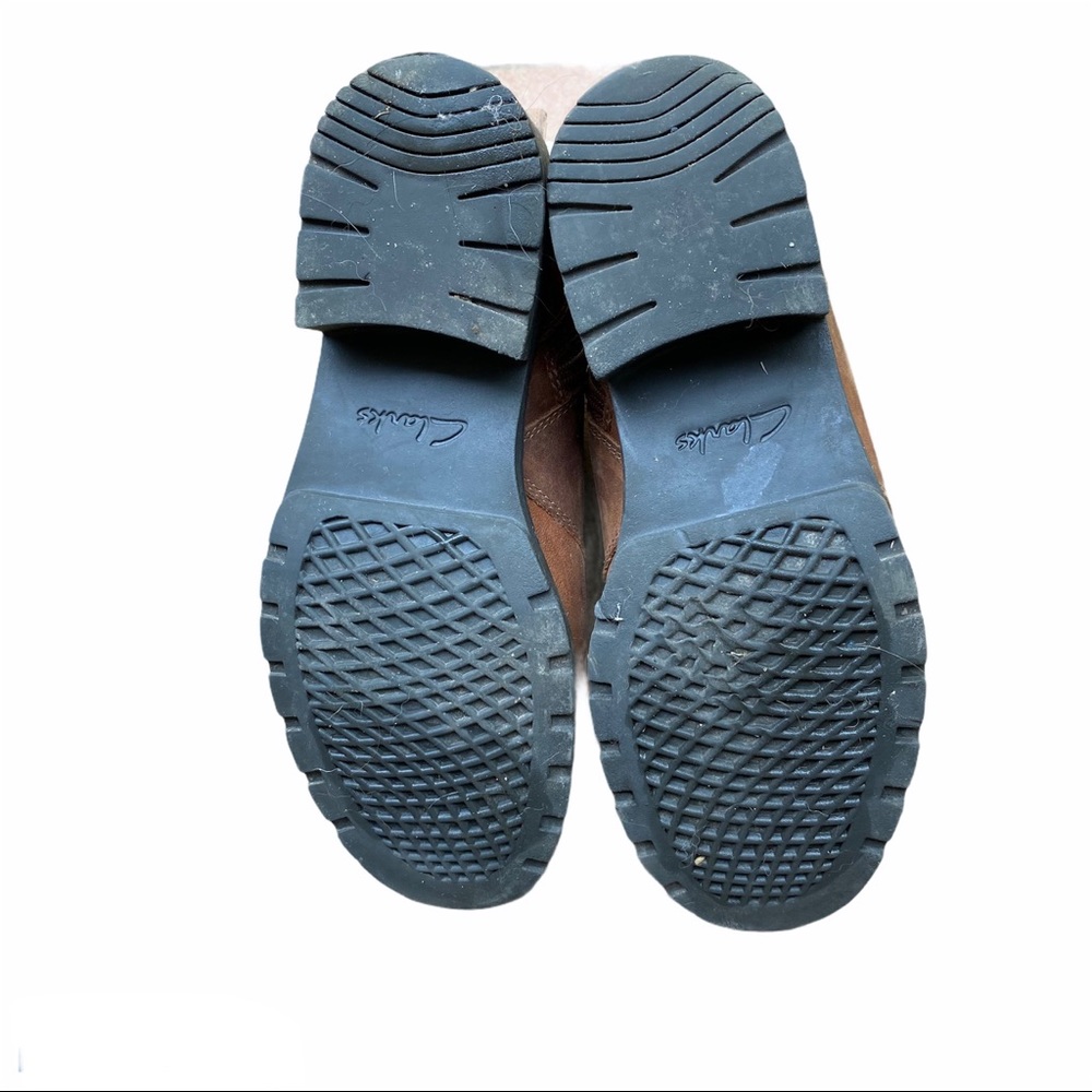 Clark’s Orinoco Dusk Shearling Lined Lace Up Boot - Picture 8 of 8